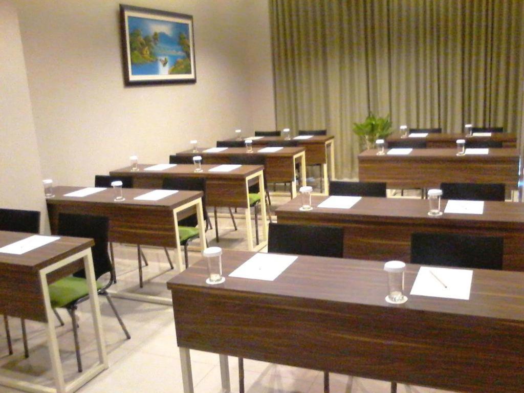 Dpalma Hotel Bandung Exterior foto